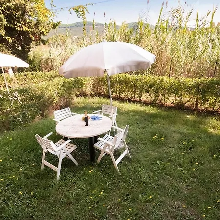 Nice In Li With 1 Bedrooms And Wifi Daire *